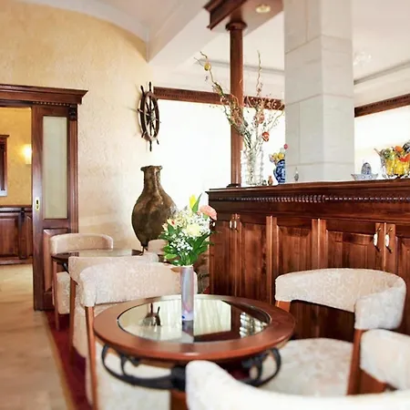 Schubert Hotel
